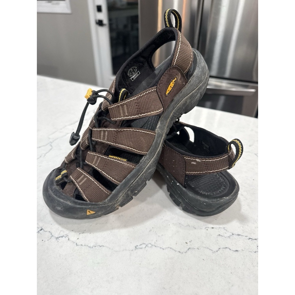 KEEN Men's Newport H2 Water Sport Utility Sandals Waterproof Size 10 Brown